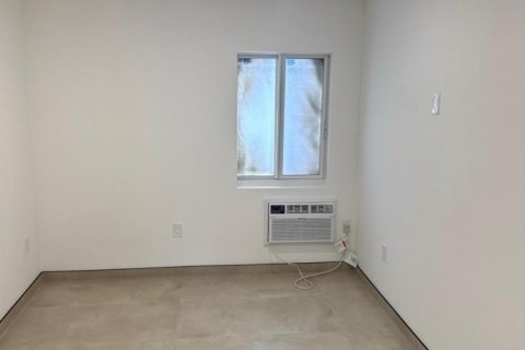 Apartment in Miami Beach, Florida 2 bedrooms, 735.6 sq.m. № 2184610 - photo 3