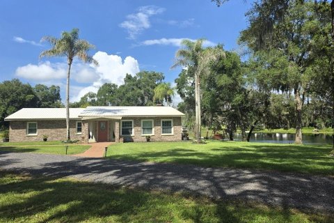 Casa en venta en Lake Helen, Florida, 3 dormitorios, 160.72 m2 № 2200929 - foto 2