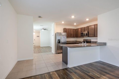 House in Tampa, Florida 3 bedrooms, 140.84 sq.m. № 2236515 - photo 10