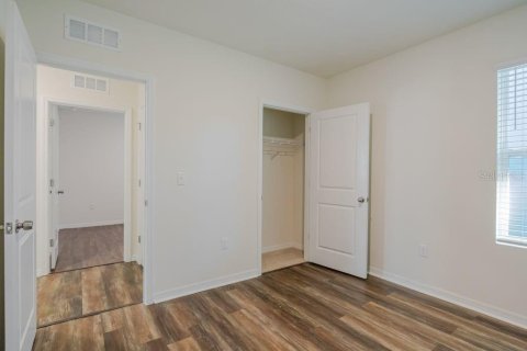 House in Tampa, Florida 3 bedrooms, 140.84 sq.m. № 2236515 - photo 16