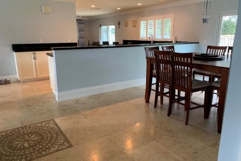 Villa ou maison à louer à Boca Raton, Floride: 3 chambres, 172.33 m2 № 2431259 - photo 9