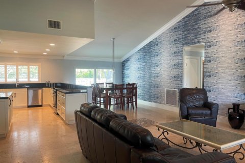 Villa ou maison à louer à Boca Raton, Floride: 3 chambres, 172.33 m2 № 2431259 - photo 16