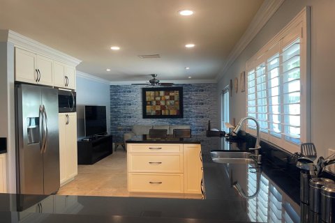 Villa ou maison à louer à Boca Raton, Floride: 3 chambres, 172.33 m2 № 2431259 - photo 19