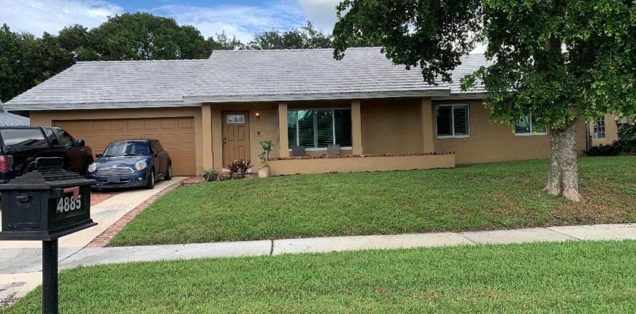 Villa ou maison à Boca Raton, Floride 3 chambres, 172.33 m2 № 2431259