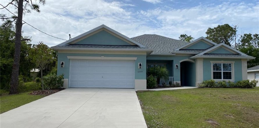House in North Port, Florida 3 bedrooms, 208.84 sq.m. № 1609484
