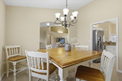 House in Palm Coast, Florida 3 bedrooms, 188.5 sq.m. № 2195765 - photo 11