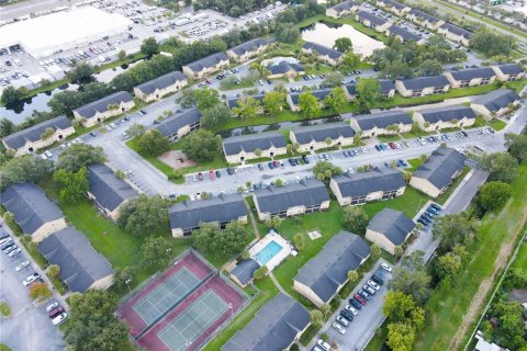 Condominio en alquiler en Orlando, Florida, 2 dormitorios, 84.08 m2 № 1888539 - foto 9