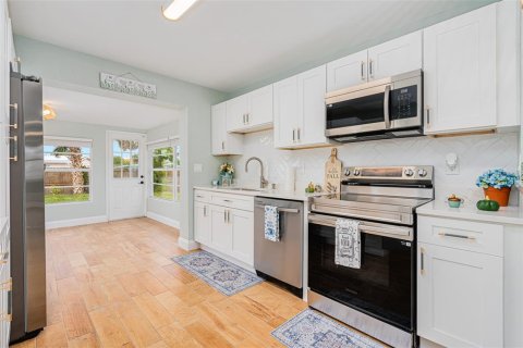 Villa ou maison à vendre à Ormond Beach, Floride: 2 chambres, 72.84 m2 № 1909627 - photo 5