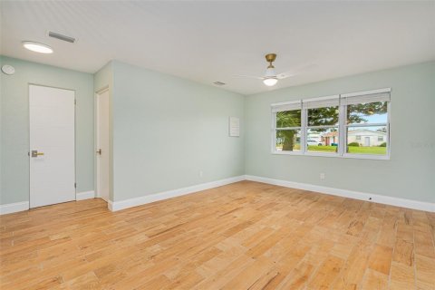 Villa ou maison à vendre à Ormond Beach, Floride: 2 chambres, 72.84 m2 № 1909627 - photo 3