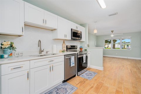 Villa ou maison à vendre à Ormond Beach, Floride: 2 chambres, 72.84 m2 № 1909627 - photo 8