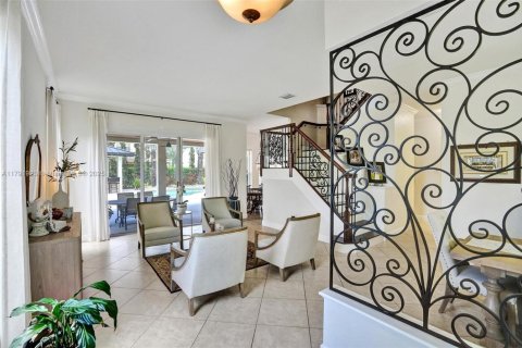 House in Miramar, Florida 5 bedrooms, 286.14 sq.m. № 1738464 - photo 4