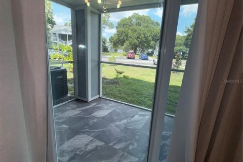 Condominio en venta en Lake Mary, Florida, 1 dormitorio, 60.2 m2 № 1793212 - foto 16