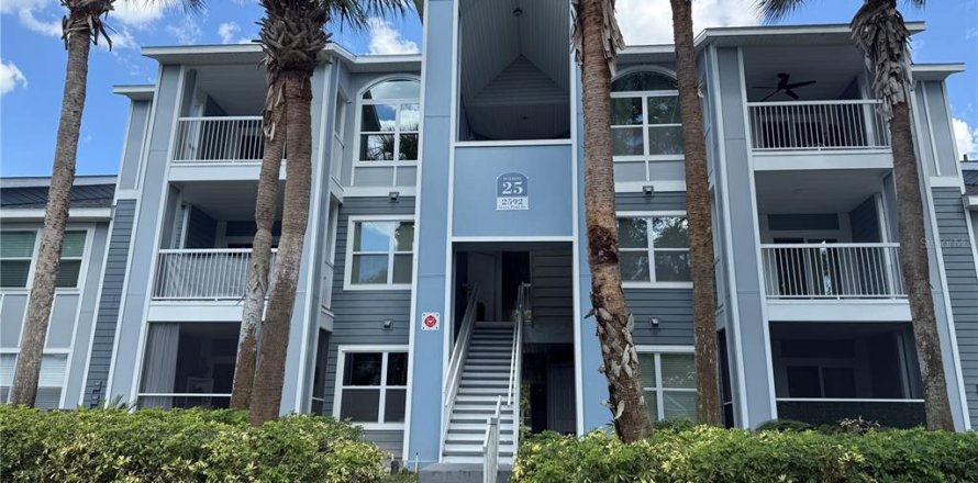 Condominio en Lake Mary, Florida, 1 dormitorio  № 1793212