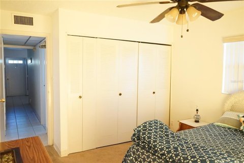 Condominio en alquiler en Sun City Center, Florida, 2 dormitorios, 89.19 m2 № 1901126 - foto 17