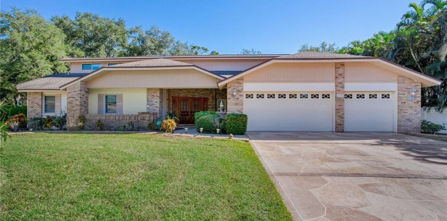 Villa ou maison à Largo, Floride 4 chambres, 299.7 m2 № 2436760