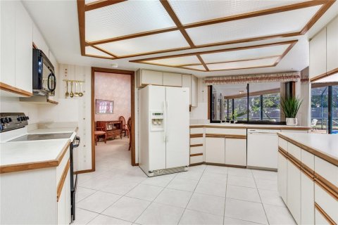 Villa ou maison à vendre à Largo, Floride: 4 chambres, 299.7 m2 № 2436760 - photo 19
