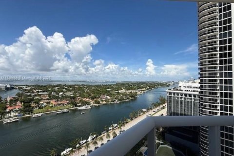 Copropriété à louer à Miami Beach, Floride: 2 chambres, 128.21 m2 № 1933373 - photo 13
