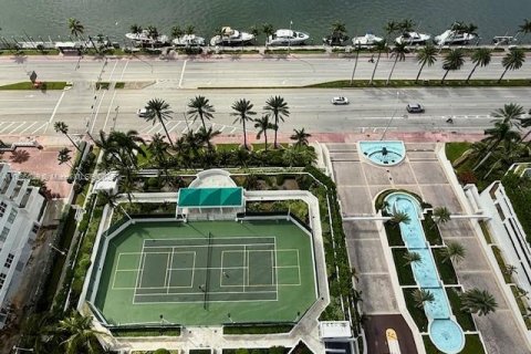 Copropriété à louer à Miami Beach, Floride: 2 chambres, 128.21 m2 № 1933373 - photo 12