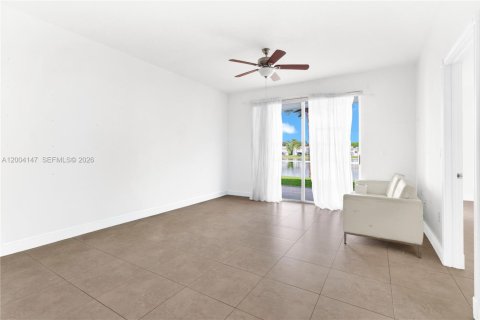 Condo in Doral, Florida, 3 bedrooms  № 2068562 - photo 3