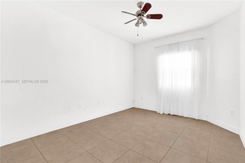 Condo in Doral, Florida, 3 bedrooms  № 2068562 - photo 22
