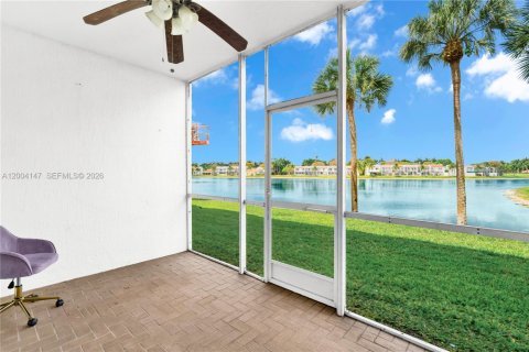 Condo in Doral, Florida, 3 bedrooms  № 2068562 - photo 30