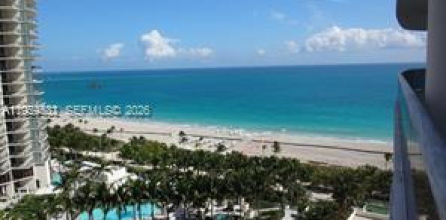 Condominio en Bal Harbour, Florida, 3 dormitorios  № 2018162