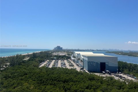 Condominio en venta en Sunny Isles Beach, Florida, 2 dormitorios, 126.07 m2 № 2029524 - foto 29