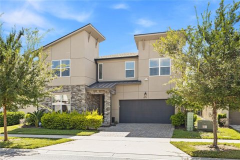 House in Kissimmee, Florida 9 bedrooms, 405.33 sq.m. № 2128599 - photo 2