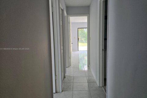 Touwnhouse à louer à North Lauderdale, Floride: 4 chambres, 106.84 m2 № 1946685 - photo 6
