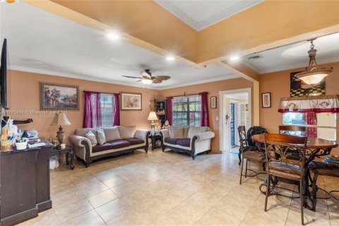 Casa en venta en North Miami Beach, Florida, 3 dormitorios, 110 m2 № 1699134 - foto 8