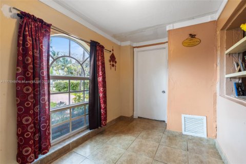 Casa en venta en North Miami Beach, Florida, 3 dormitorios, 110 m2 № 1699134 - foto 4