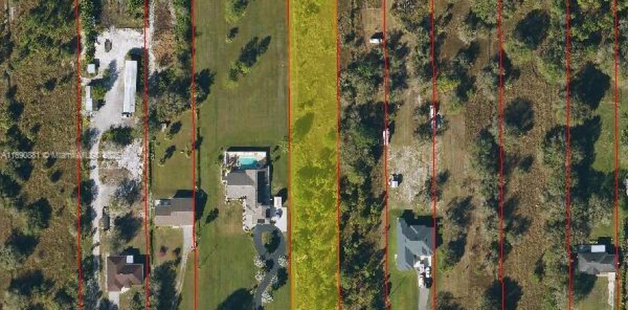 Terrain à Naples, Floride № 1944615