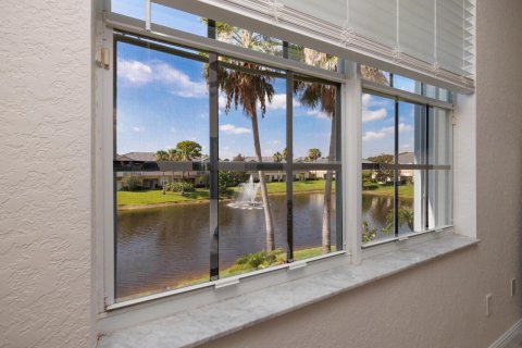 Townhouse in Stuart, Florida 3 bedrooms, 159.7 sq.m. № 2244922 - photo 16