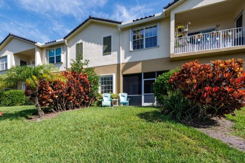Townhouse in Stuart, Florida 3 bedrooms, 159.7 sq.m. № 2244922 - photo 29