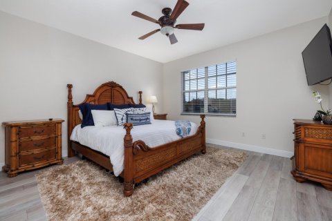 Townhouse in Stuart, Florida 3 bedrooms, 159.7 sq.m. № 2244922 - photo 15