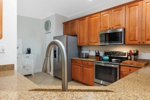 Townhouse in Stuart, Florida 3 bedrooms, 159.7 sq.m. № 2244922 - photo 4