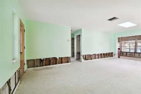 House in Madeira Beach, Florida 3 bedrooms, 157.66 sq.m. № 1554971 - photo 12