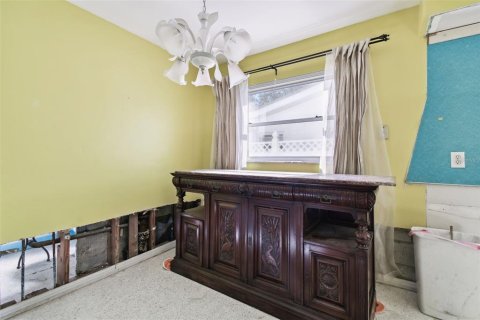 House in Madeira Beach, Florida 3 bedrooms, 157.66 sq.m. № 1554971 - photo 20