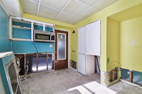 House in Madeira Beach, Florida 3 bedrooms, 157.66 sq.m. № 1554971 - photo 22