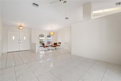 House in Punta Gorda, Florida 3 bedrooms, 193.52 sq.m. № 1787394 - photo 6