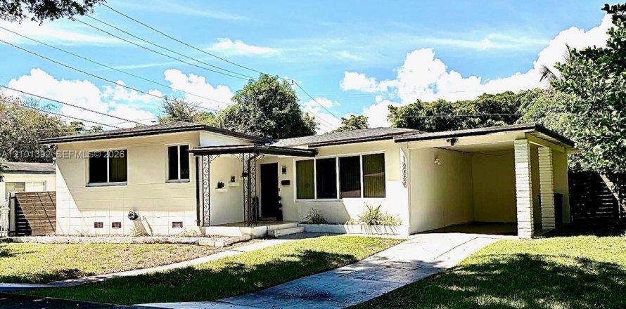 Villa ou maison à North Miami, Floride 3 chambres, 152.73 m2 № 2403981