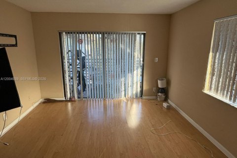 Condo à West Palm Beach, Floride, 1 chambre  № 2170568