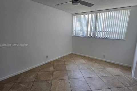 Copropriété à louer à West Palm Beach, Floride: 1 chambre, 72 m2 № 2170568 - photo 10