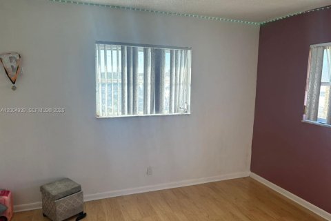 Copropriété à louer à West Palm Beach, Floride: 1 chambre, 72 m2 № 2170568 - photo 2