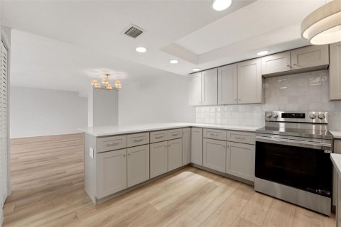 Купить кондоминиум в Сарасота, Флорида 6 комнат, 158.86м2, № 2092610 - фото 9
