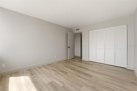 Купить кондоминиум в Сарасота, Флорида 6 комнат, 158.86м2, № 2092610 - фото 21