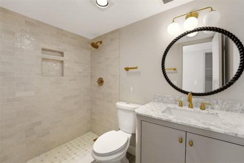 Купить кондоминиум в Сарасота, Флорида 6 комнат, 158.86м2, № 2092610 - фото 17
