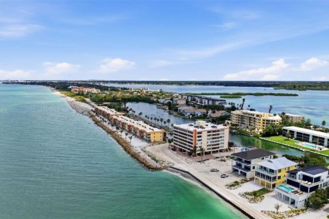Купить кондоминиум в Сарасота, Флорида 6 комнат, 158.86м2, № 2092610 - фото 30