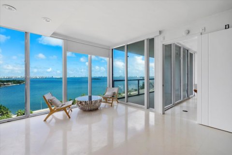 Снять в аренду кондоминиум в Майами, Флорида 2 спальни, 109.07м2, № 2005324 - фото 3