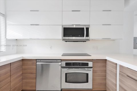 Снять в аренду кондоминиум в Майами, Флорида 2 спальни, 109.07м2, № 2005324 - фото 7